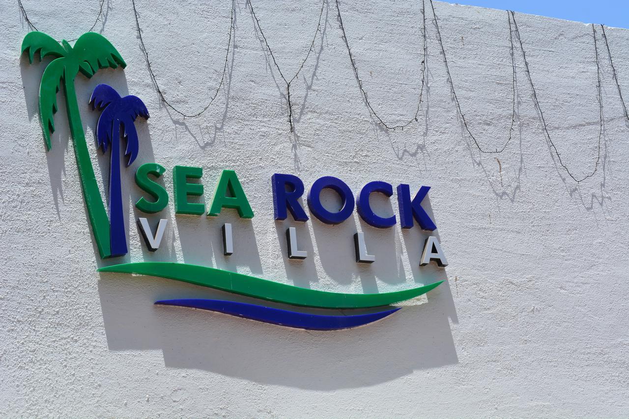 Hotel Sea Rock Villa Daman Exterior photo